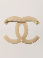 2006 Lace CC Mark Brooch Gold/Black