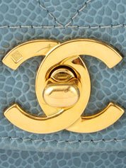 1995年頃製　キャビアスキンダイアナフラップチェーンバッグ25cm　ライトブルー