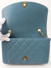 1995年頃製　キャビアスキンダイアナフラップチェーンバッグ25cm　ライトブルー