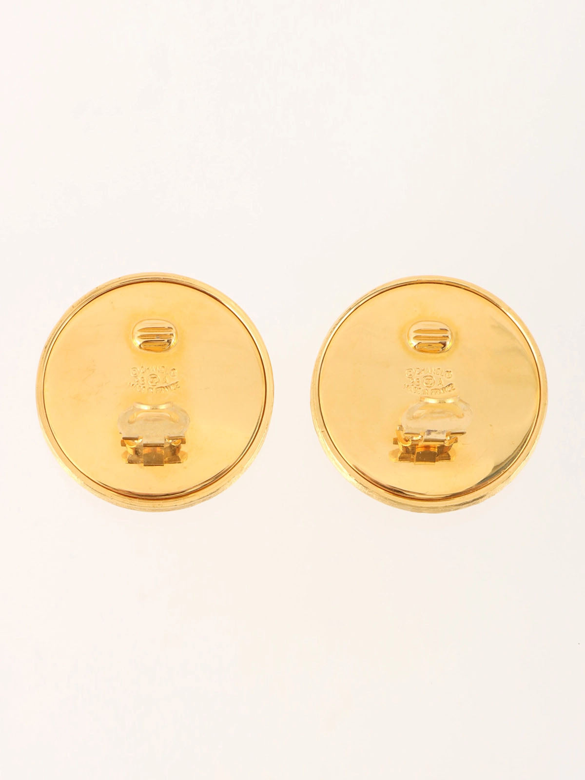 1993 Round CC Mark Earrings Gold