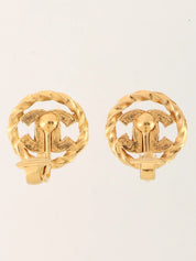 Circle Rhinestone CC Mark Earrings in Gold