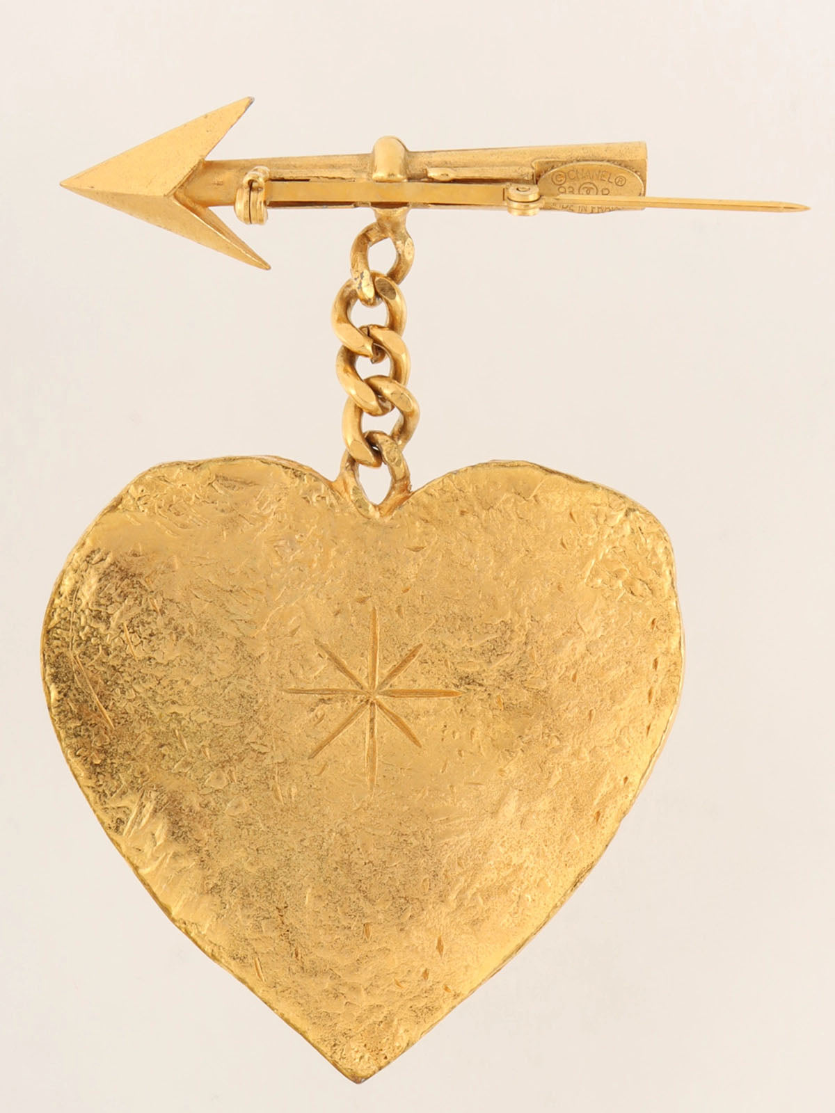 1993 Heart and Arrow Brooch Gold