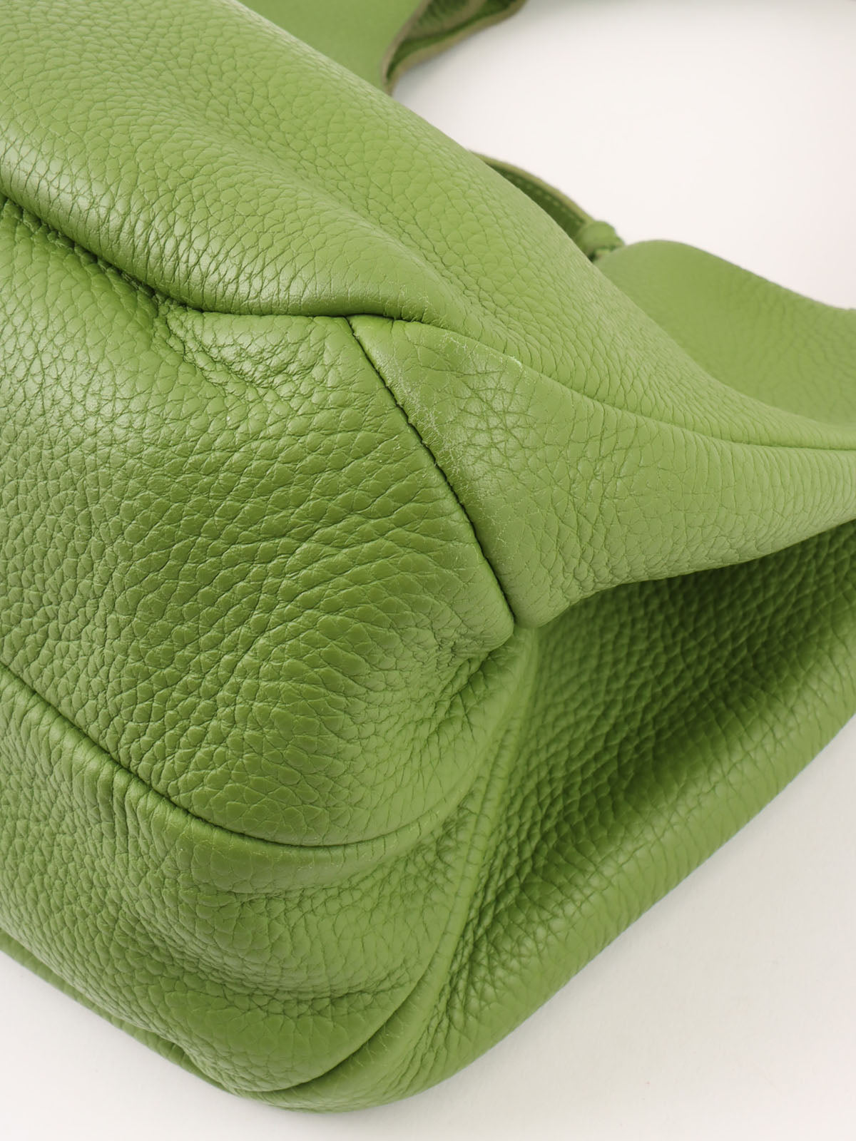 Campana shoulder bag green