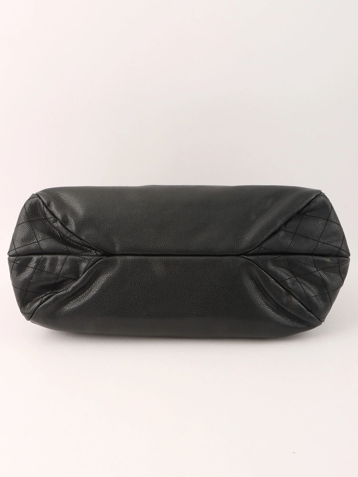 2009年頃製 キャビアスキンCCマークステッチチェーントートバッグ ブラック