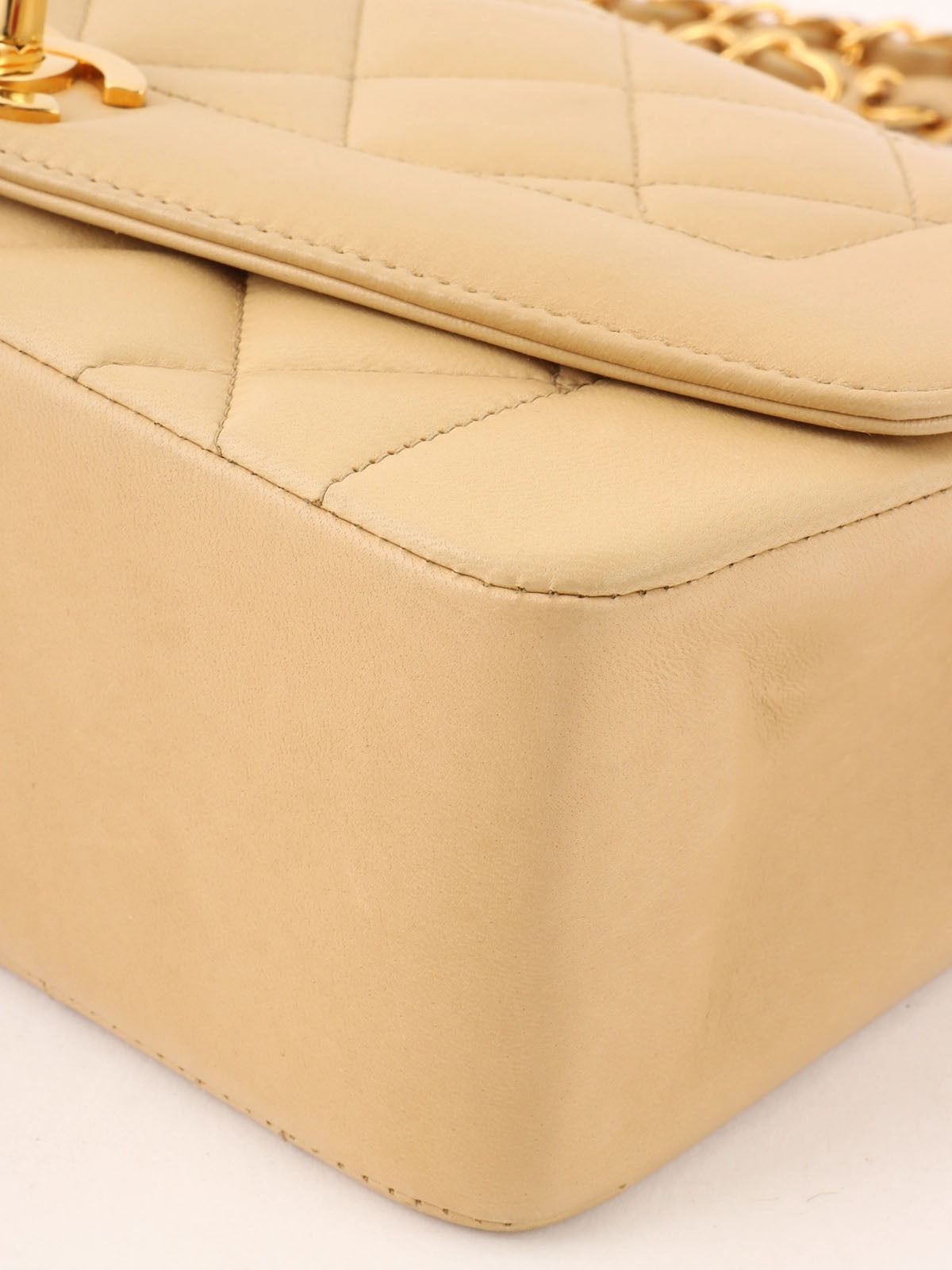 1992年頃製 ダイアナフラップチェーンバッグ22cm ベージュ