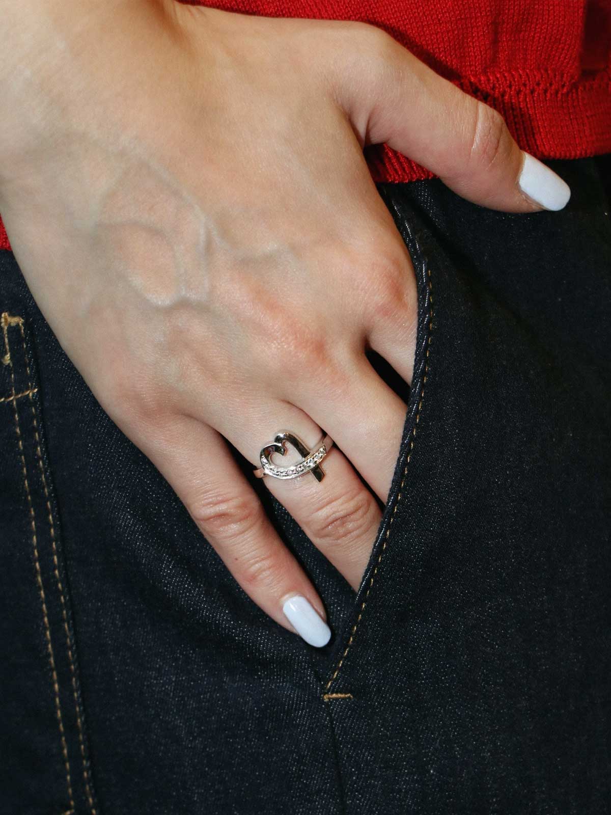 18K Diamond Loving Heart Ring in Silver