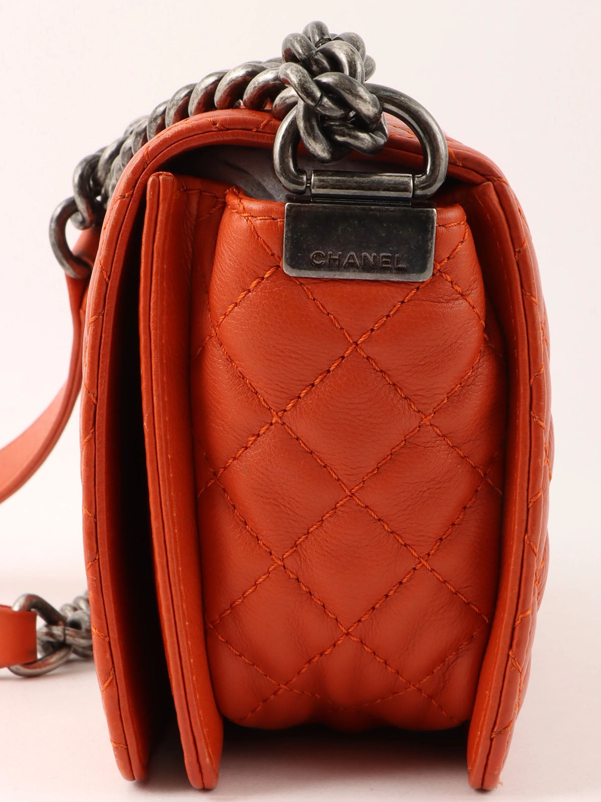2014年頃製　ボーイシャネルチェーンショルダーバッグ　オレンジ