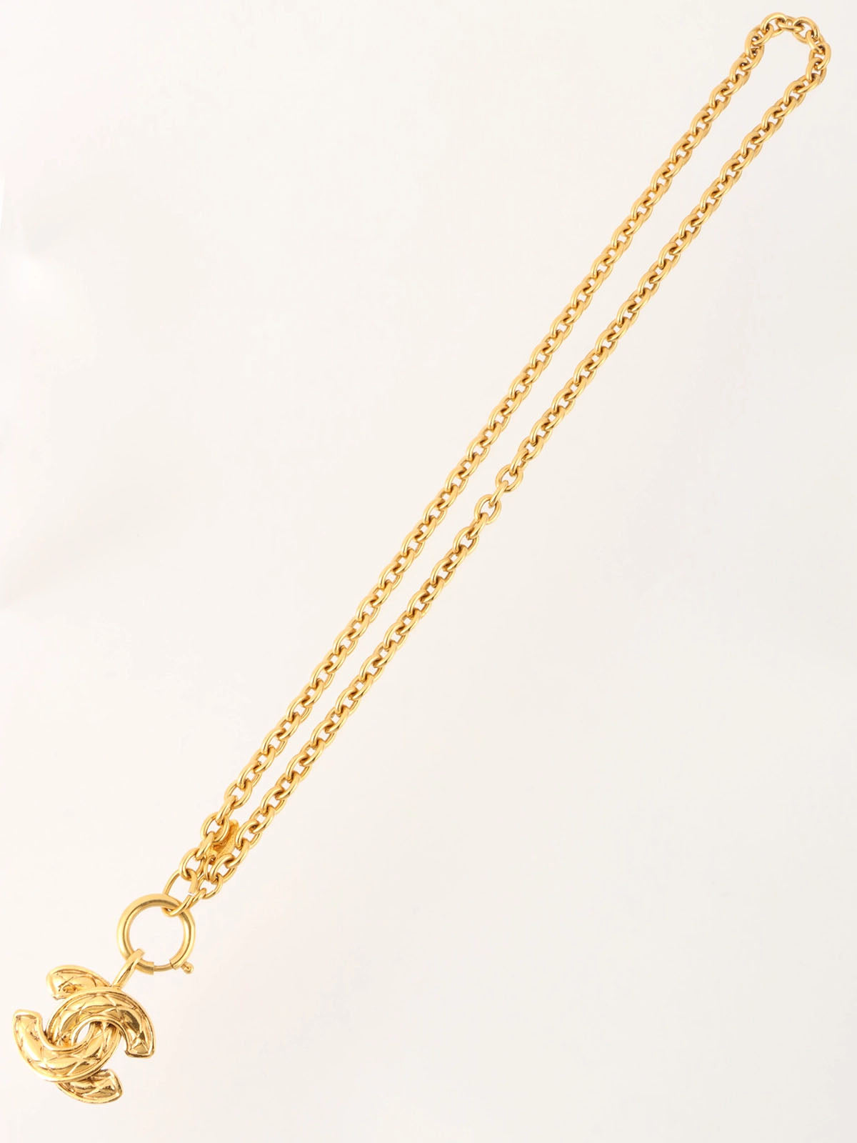 Matelasse Stitch CC Mark Necklace Gold
