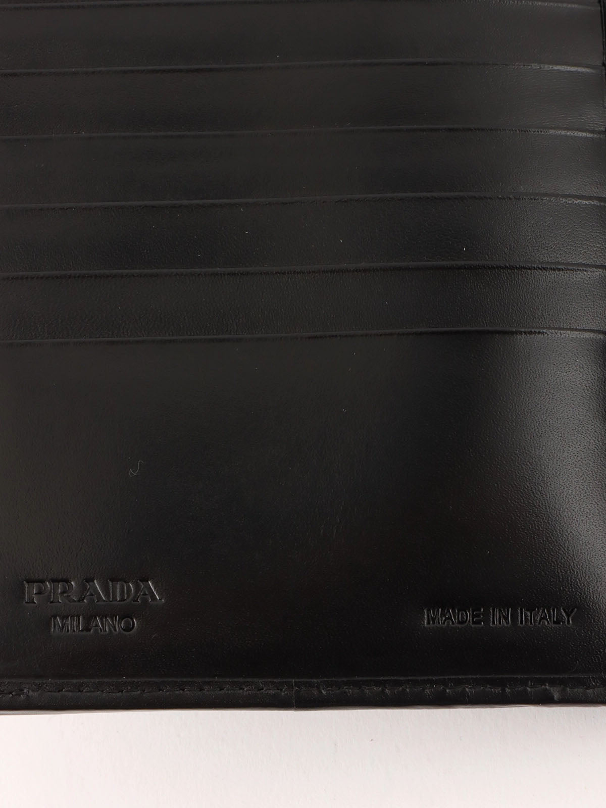 Heart Motif Logo Plate Wallet Black