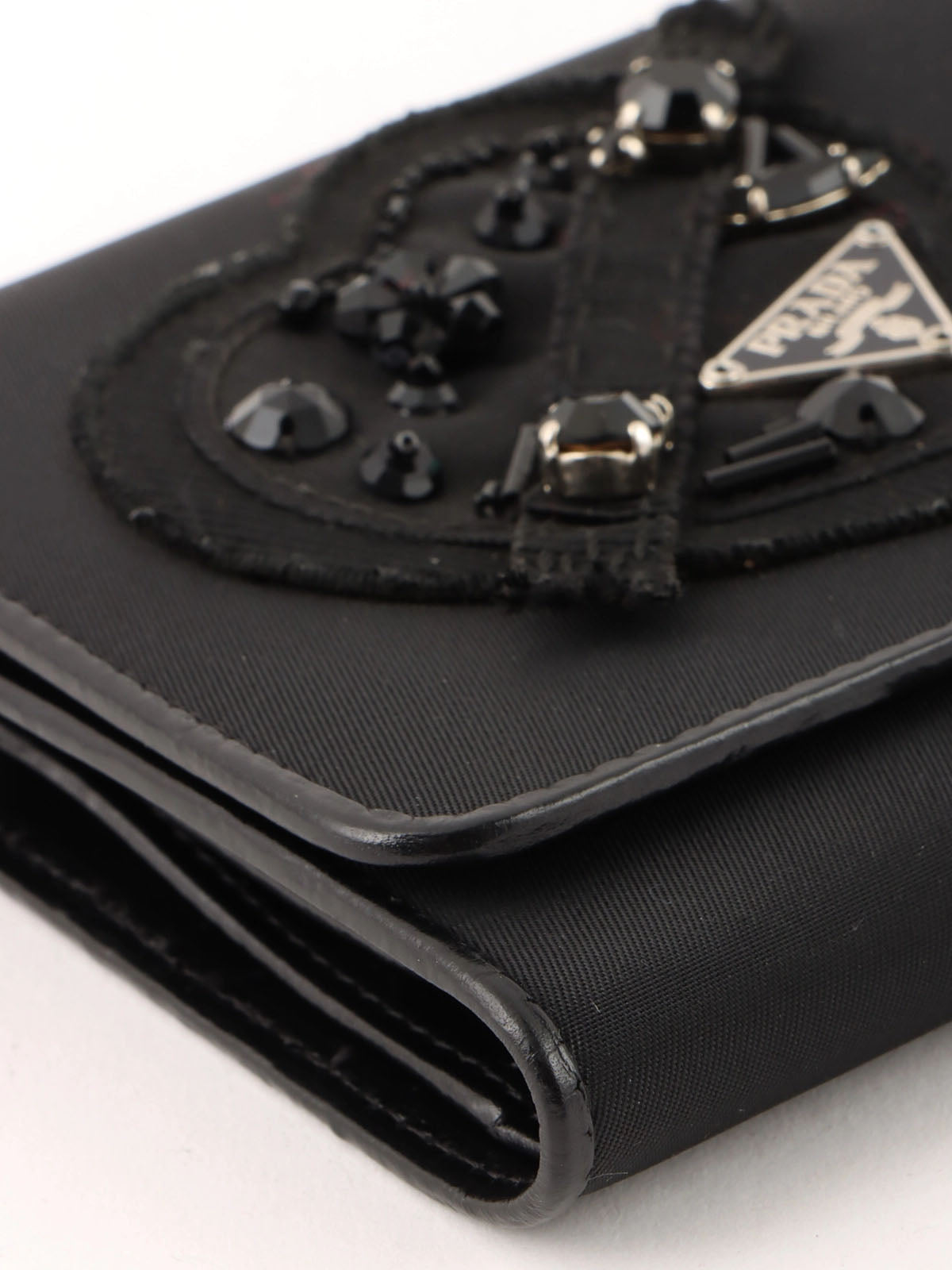 Heart Motif Logo Plate Wallet Black