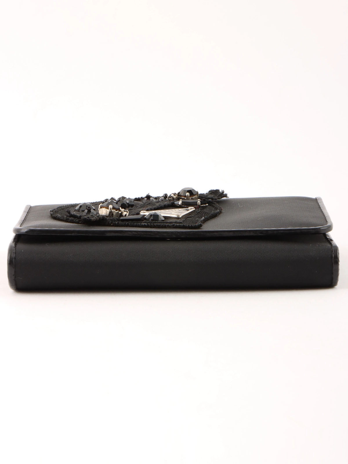 Heart Motif Logo Plate Wallet Black