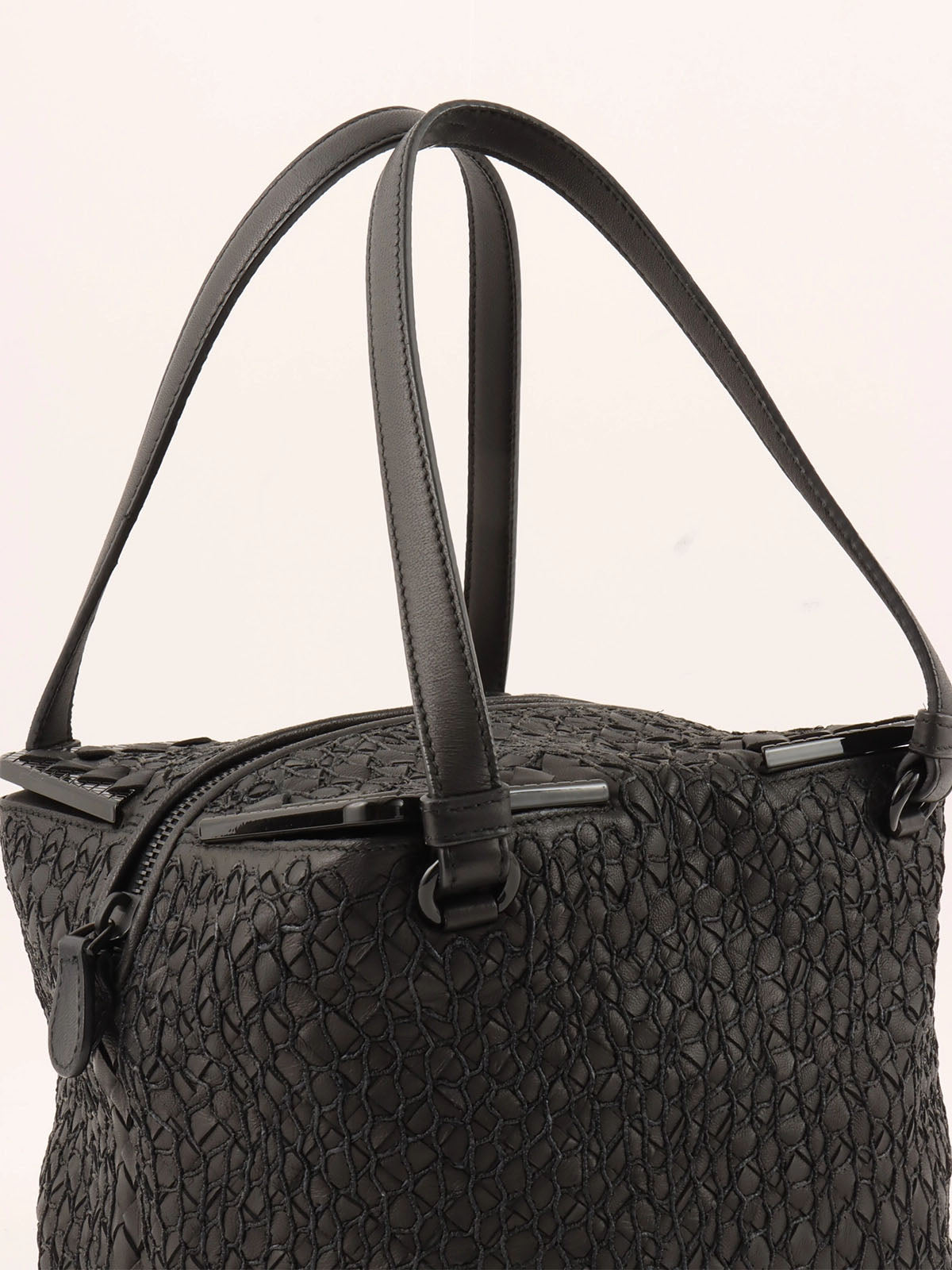 Intrecciato Design Box Handbag in Black