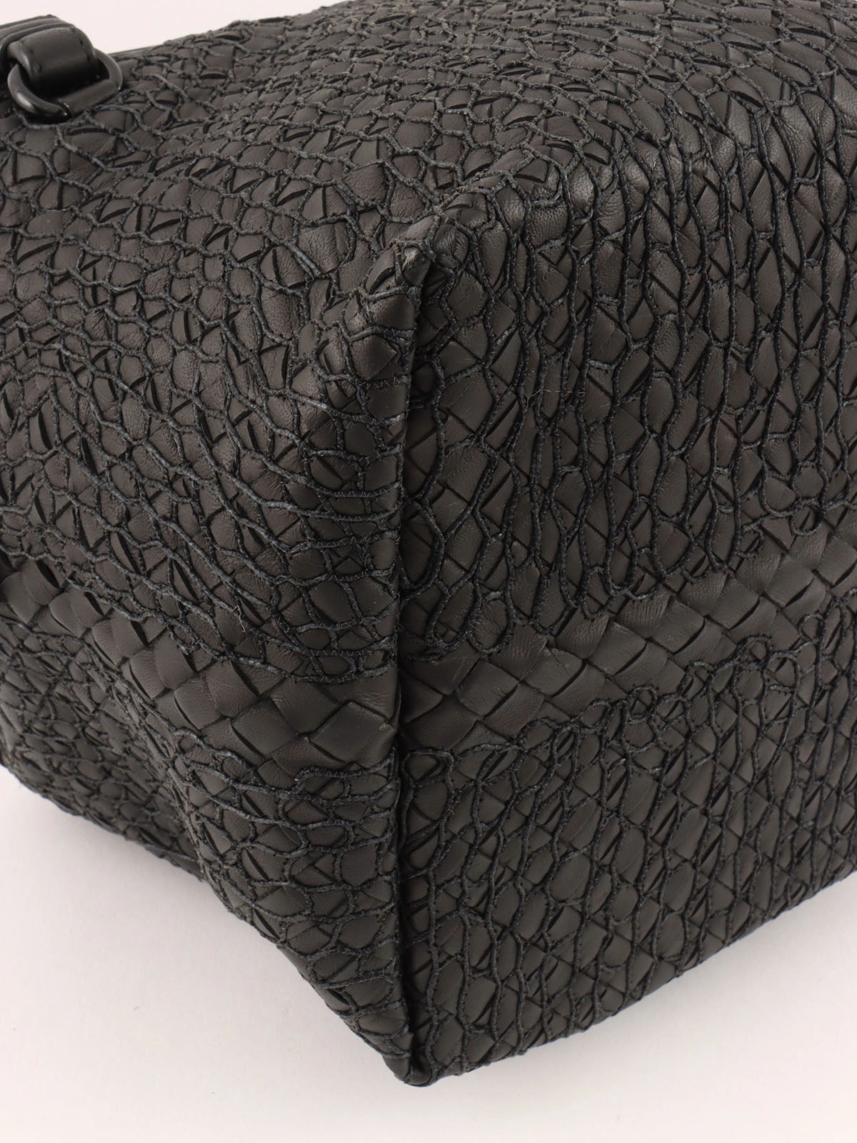 Intrecciato Design Box Handbag in Black