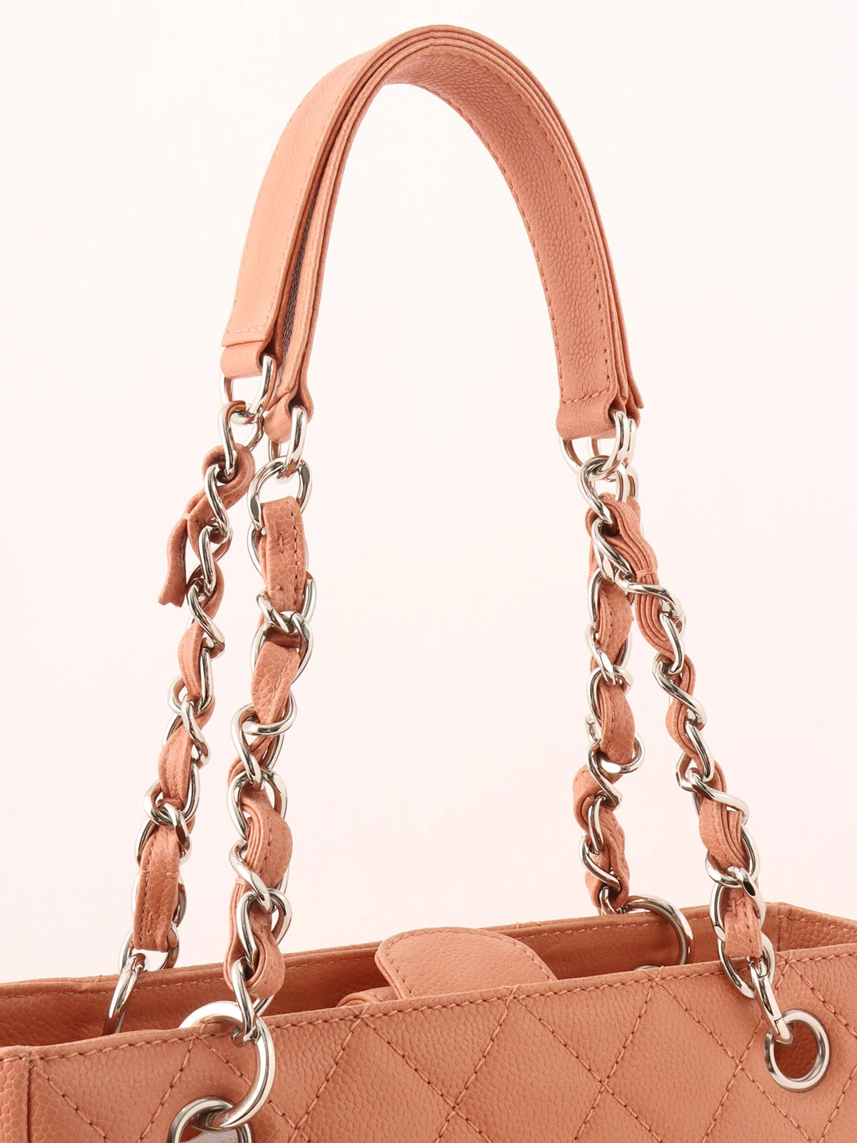 2008 Caviar Skin CC Mark Stitch Chain Tote Bag in Coral Pink