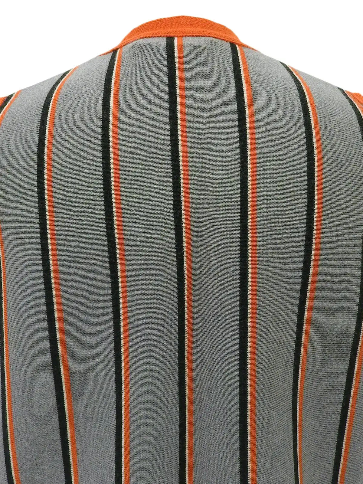 バイカラーロゴワッペンニットベスト　グレー／オレンジ