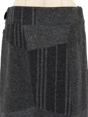 Wool check pattern skirt in gray/black