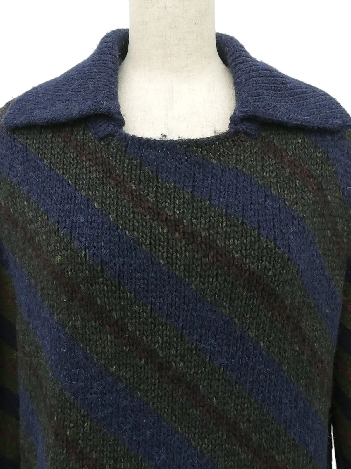 Striped knit top in navy/khaki/burgundy
