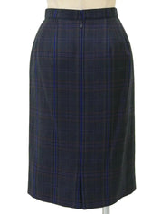 Check Pattern Design Button Set Up in Navy/Multi