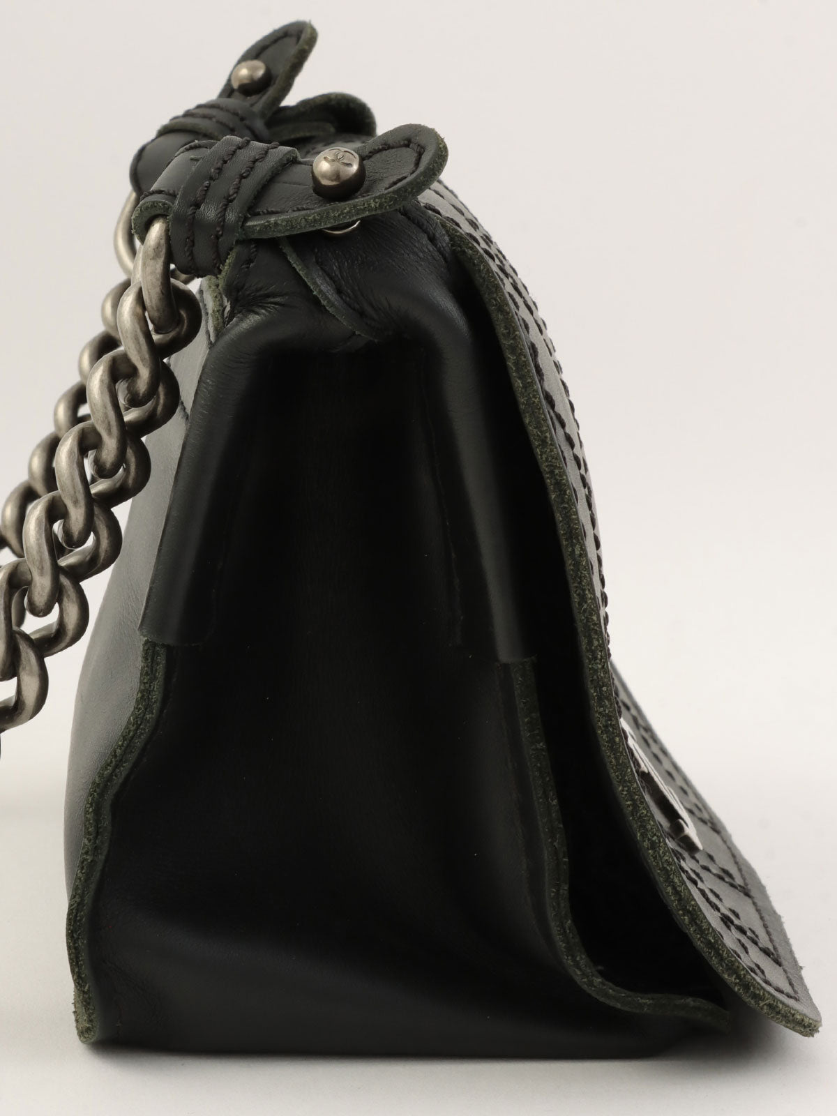 2011 Ultra Stitch CC Mark Plate Chain Shoulder Bag Black