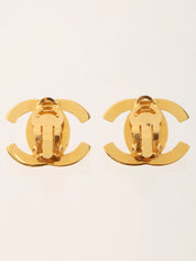 1996 CC Turnlock Earrings Gold