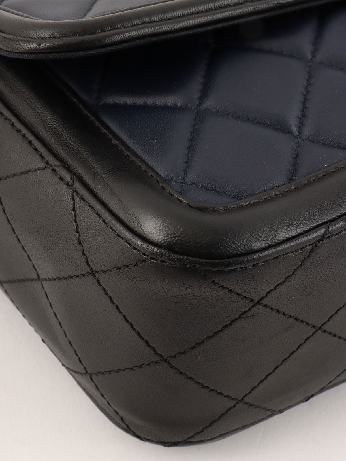 2014年頃製 バイカラーCCマークチェーンショルダーバッグ ネイビー/ブラック