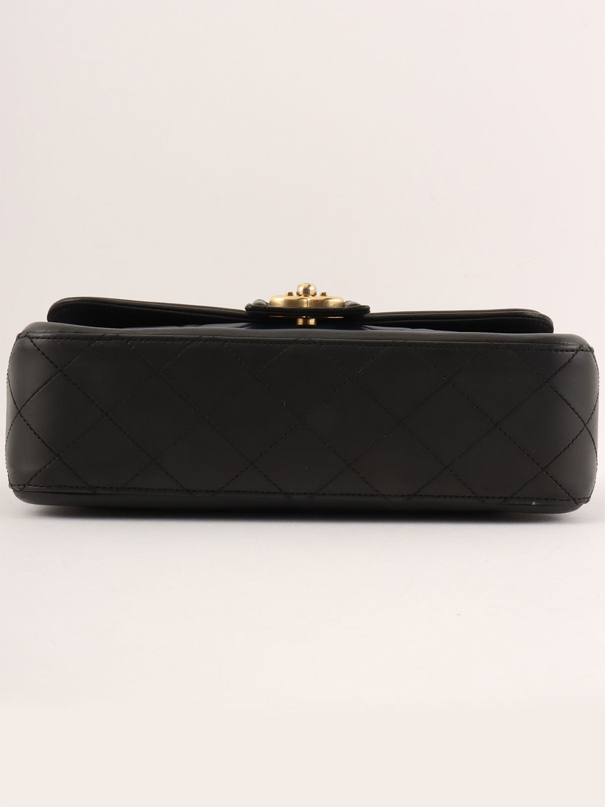 2014年頃製 バイカラーCCマークチェーンショルダーバッグ ネイビー/ブラック