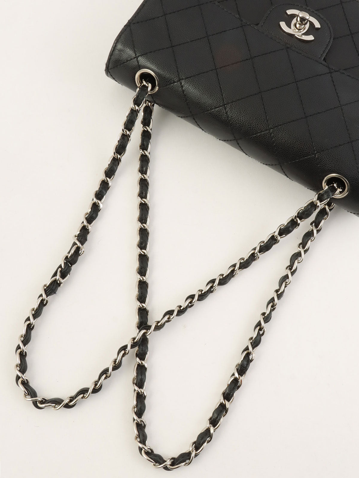 1998 Caviar Skin Classic Flap Chain Bag in Black