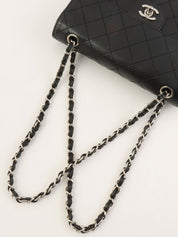 1998 Caviar Skin Classic Flap Chain Bag in Black