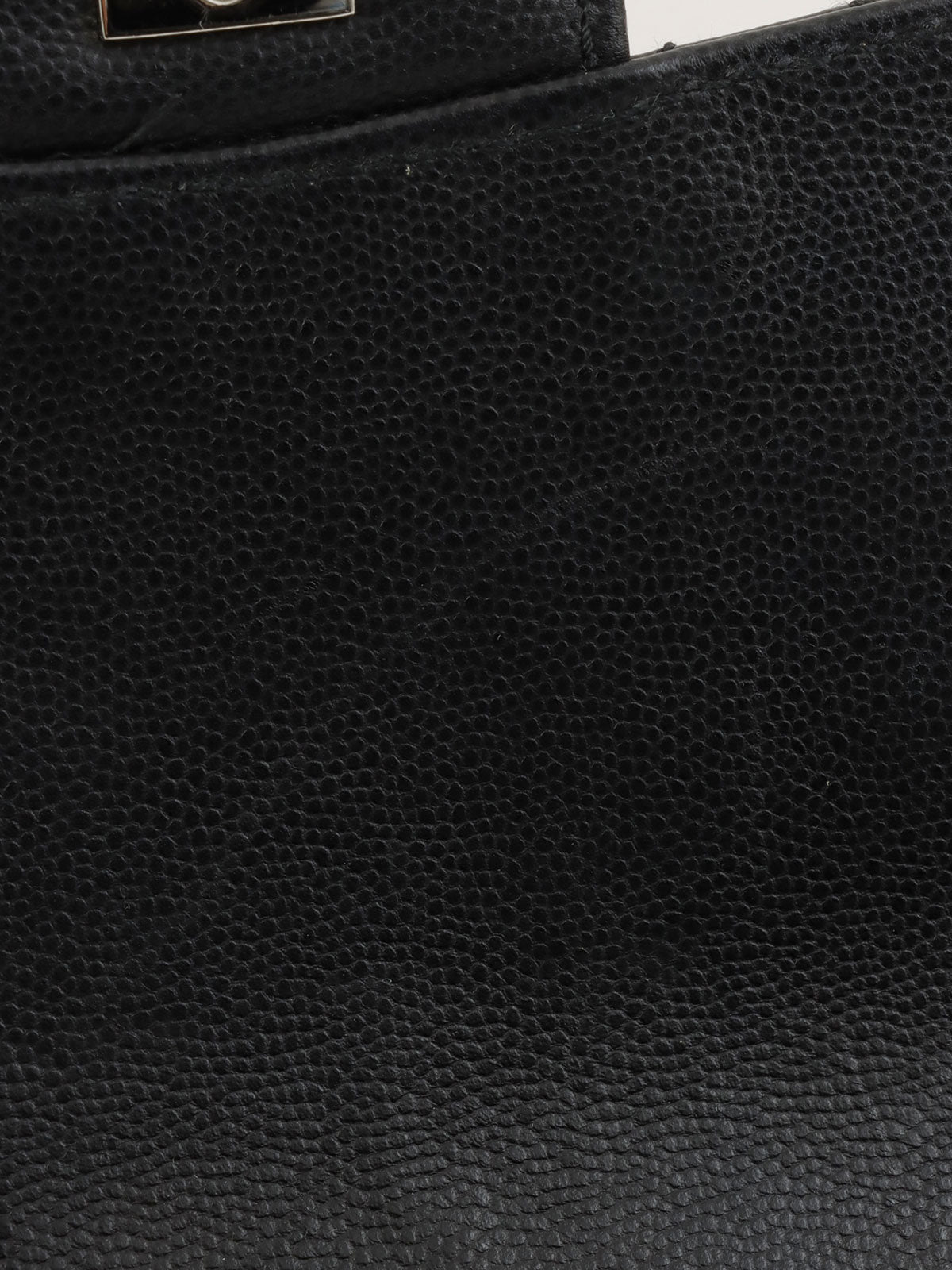 1998 Caviar Skin Classic Flap Chain Bag in Black