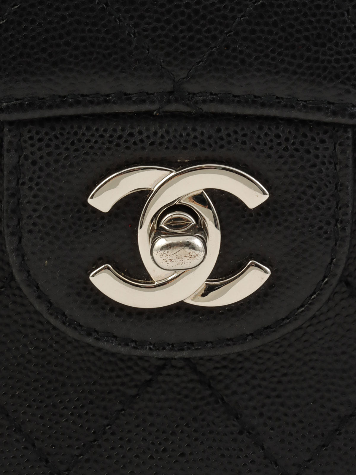 1998 Caviar Skin Classic Flap Chain Bag in Black