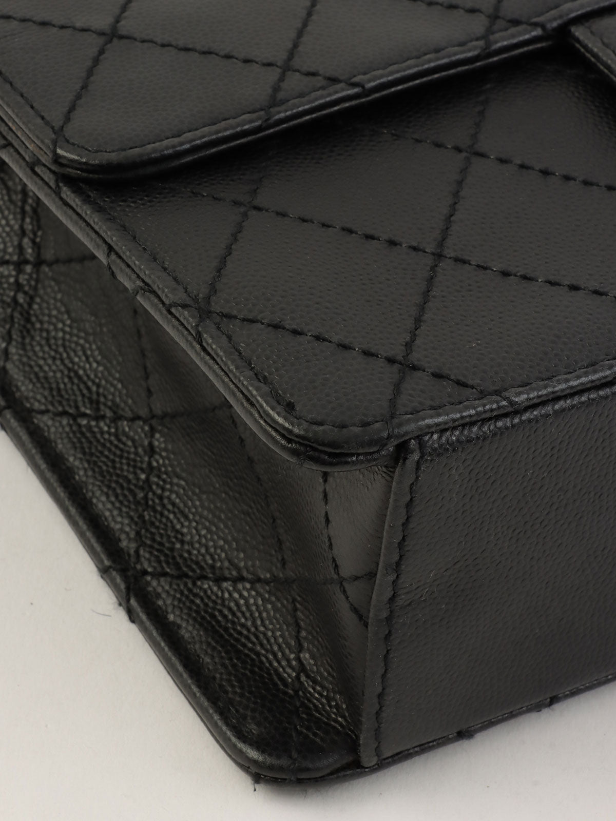 1998 Caviar Skin Classic Flap Chain Bag in Black