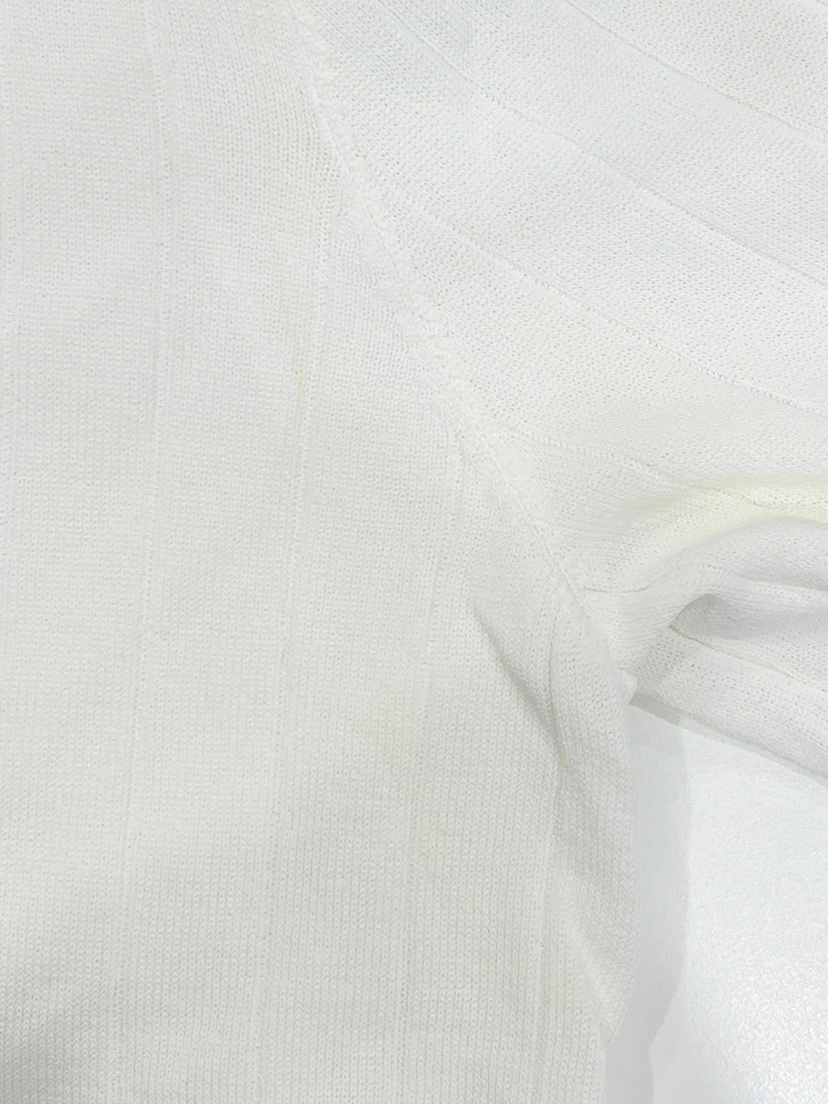 Stripe Pattern Logo Button Ensemble in White