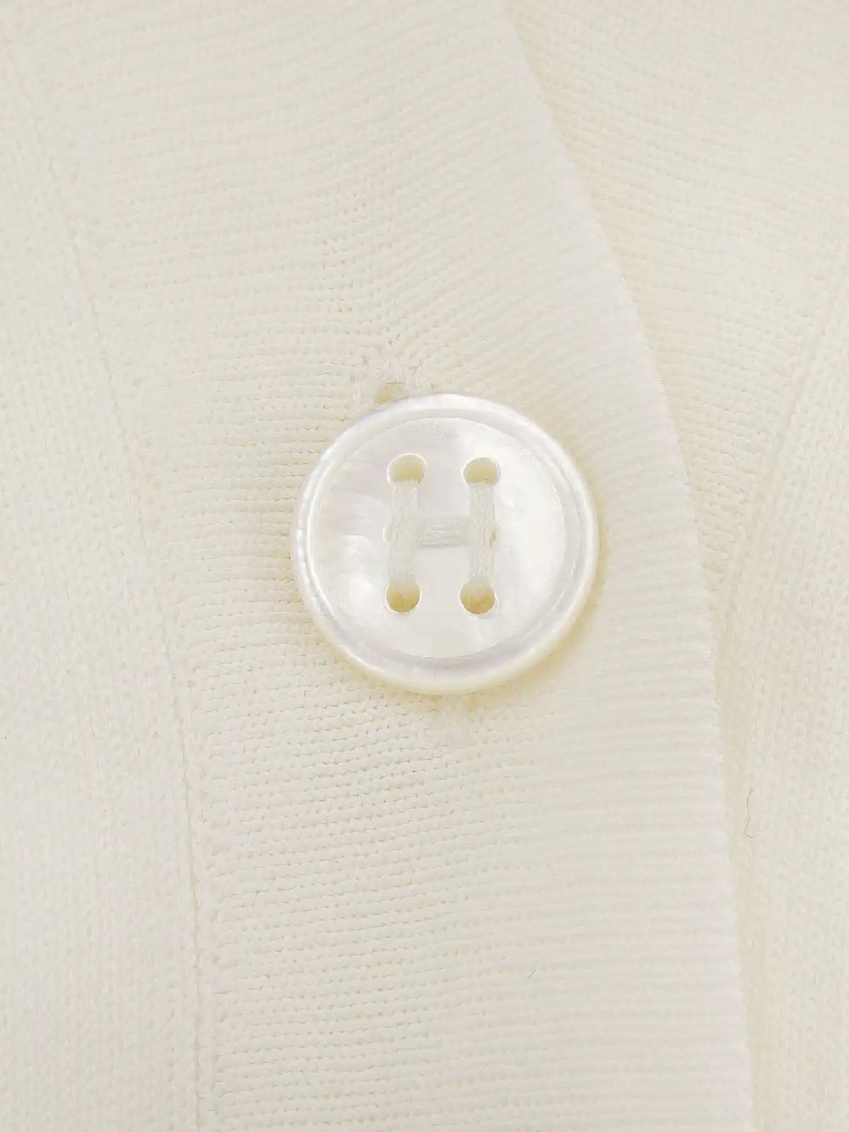 Stripe Pattern Logo Button Ensemble in White