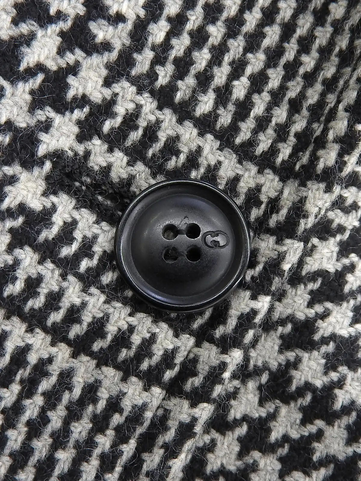 Houndstooth pattern jacket in black/white