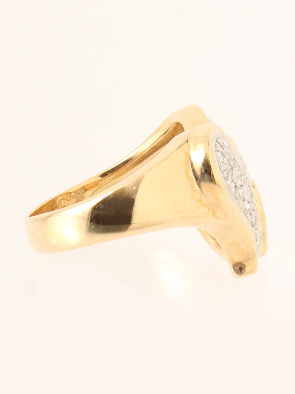 18K Gold/Red Ruby and Diamond Heart Motif Ring