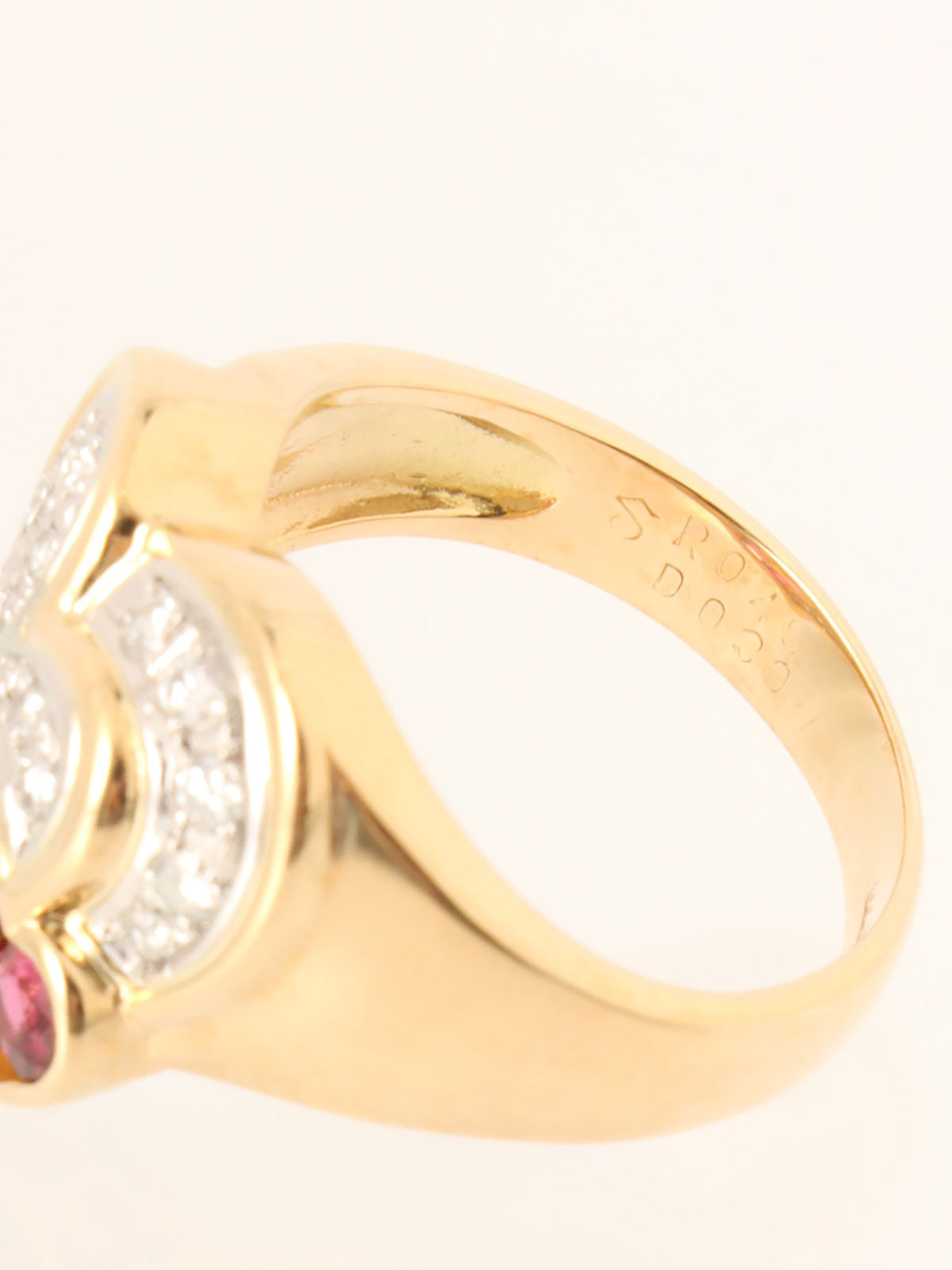 18K Gold/Red Ruby and Diamond Heart Motif Ring