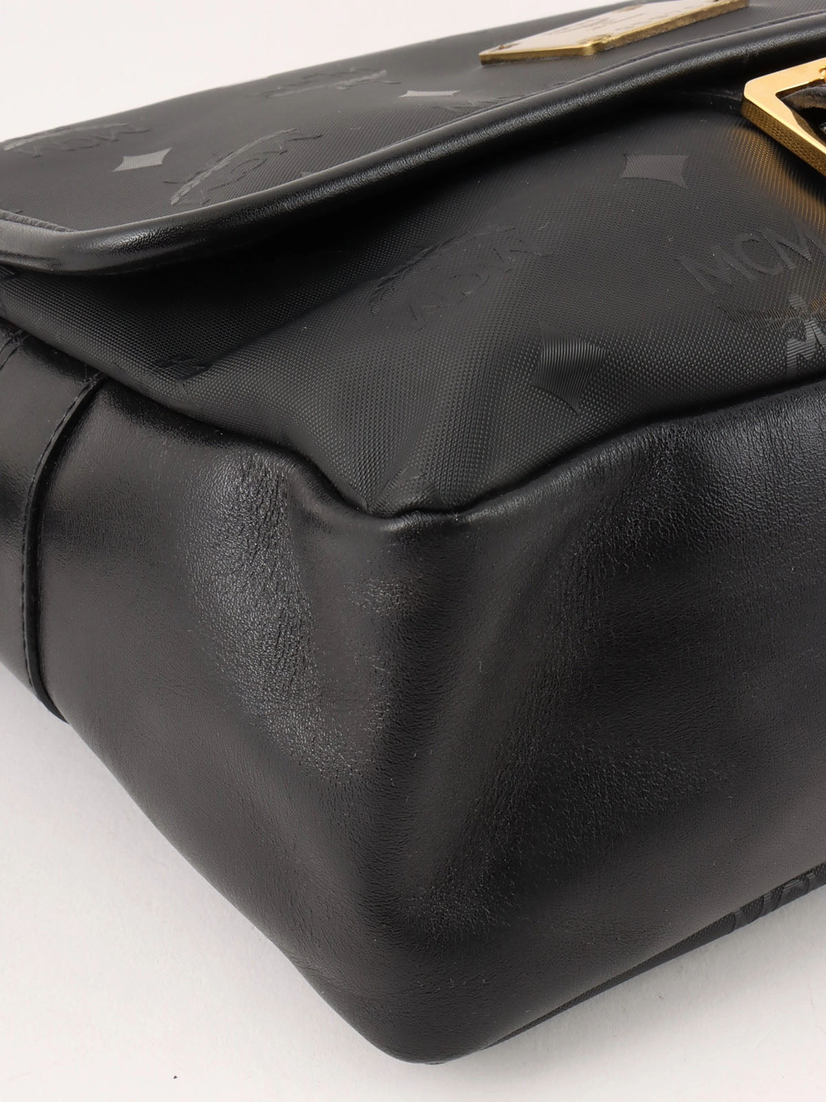 Logo Pattern Messenger Bag in Black