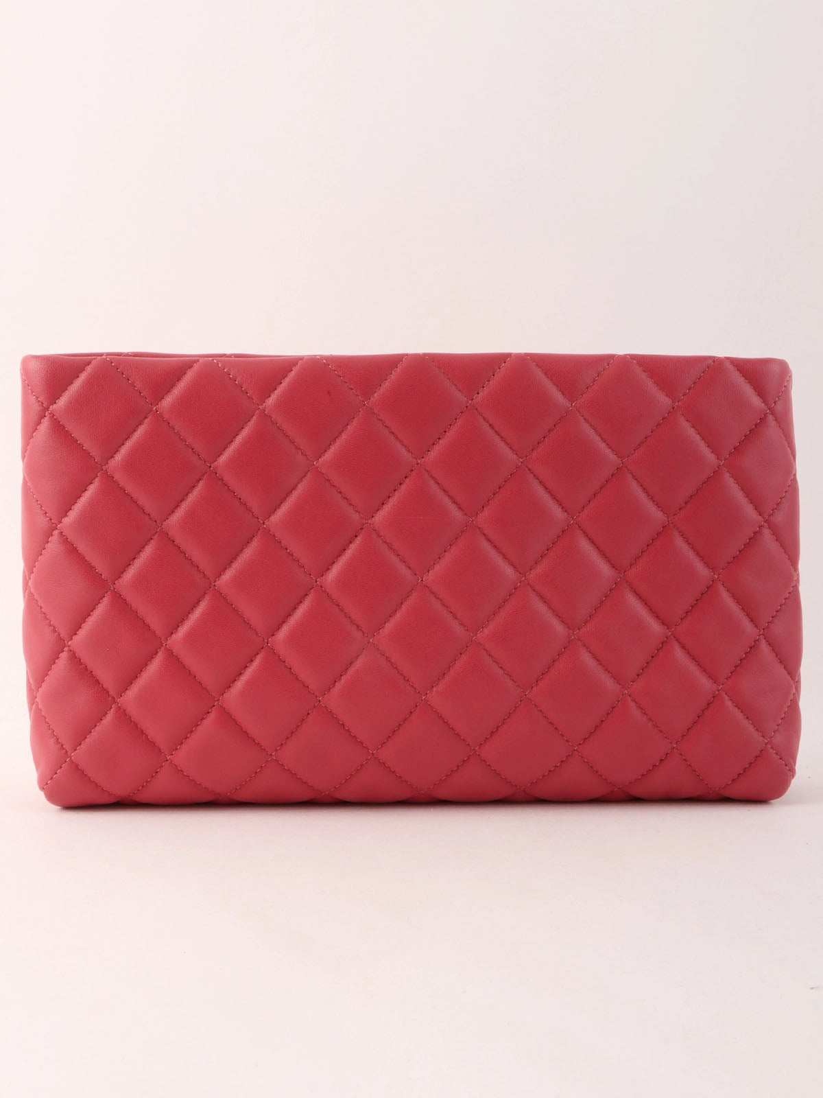 Made in 2012, pink matelassé stitch CC mark clasp clutch bag