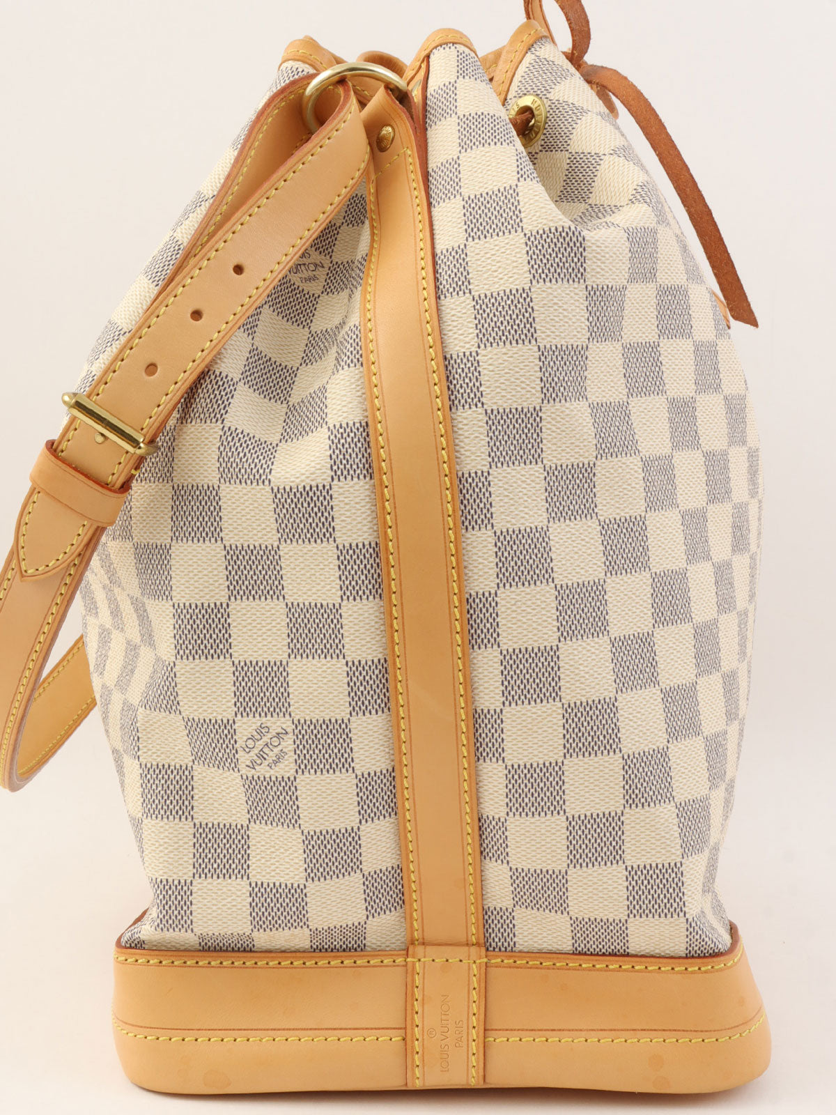 2007 Damien Noe Azur Canvas