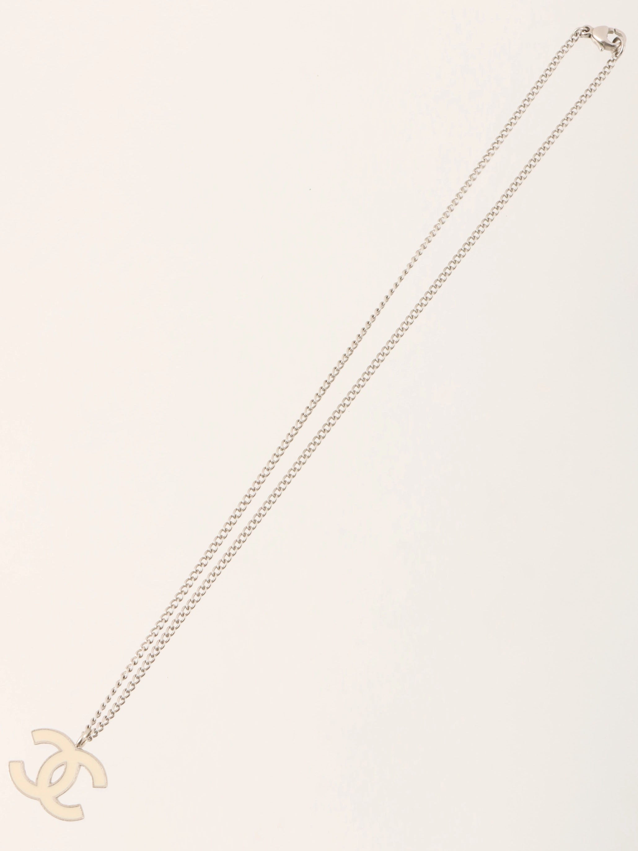 2004 CC Mark Necklace Silver/White