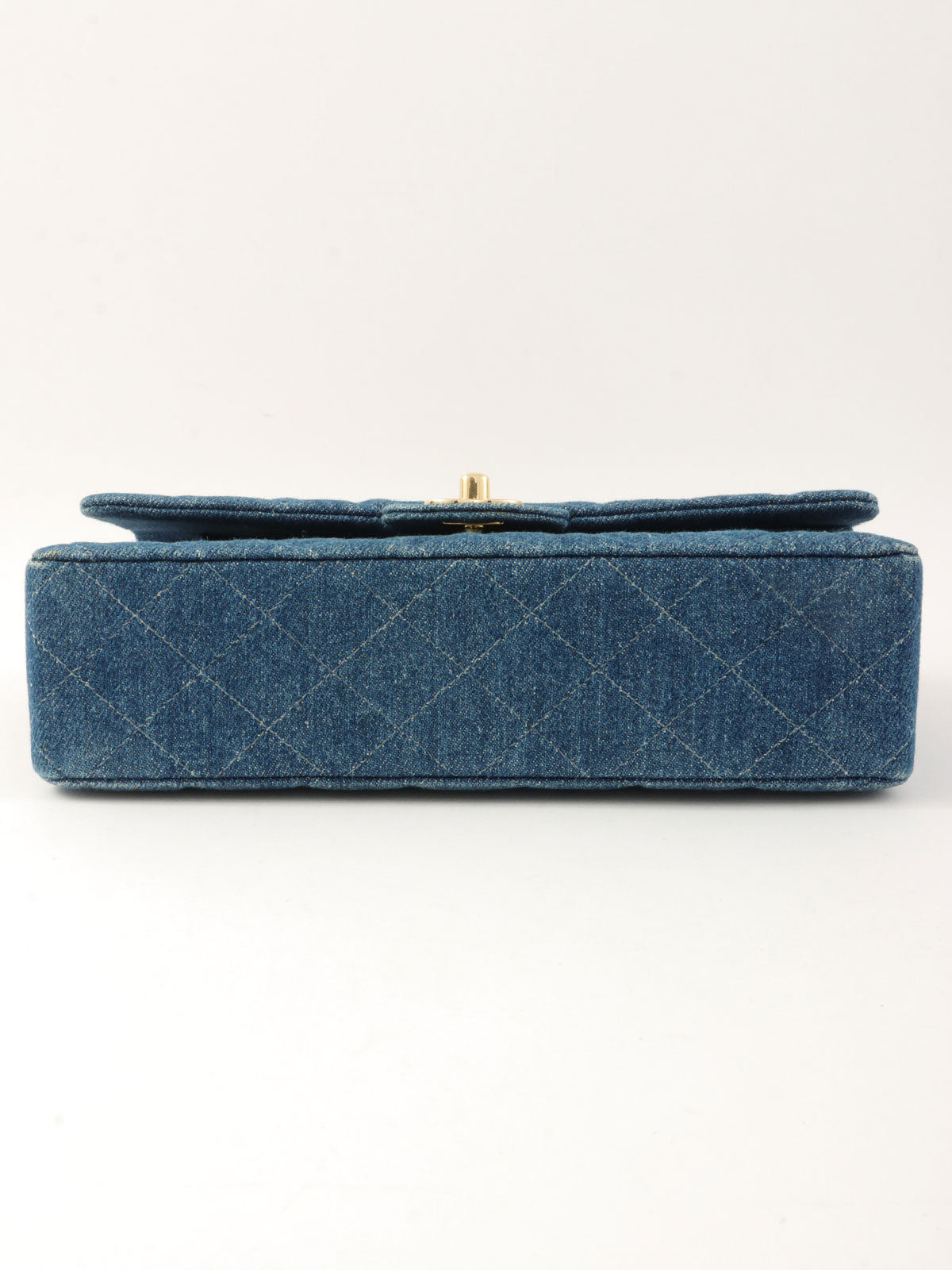 1998年頃製 デニムクラシックフラップチェーンバッグ25cm インディゴ