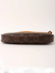 2011 Canvas Monogram Pochette Accessoires Brown
