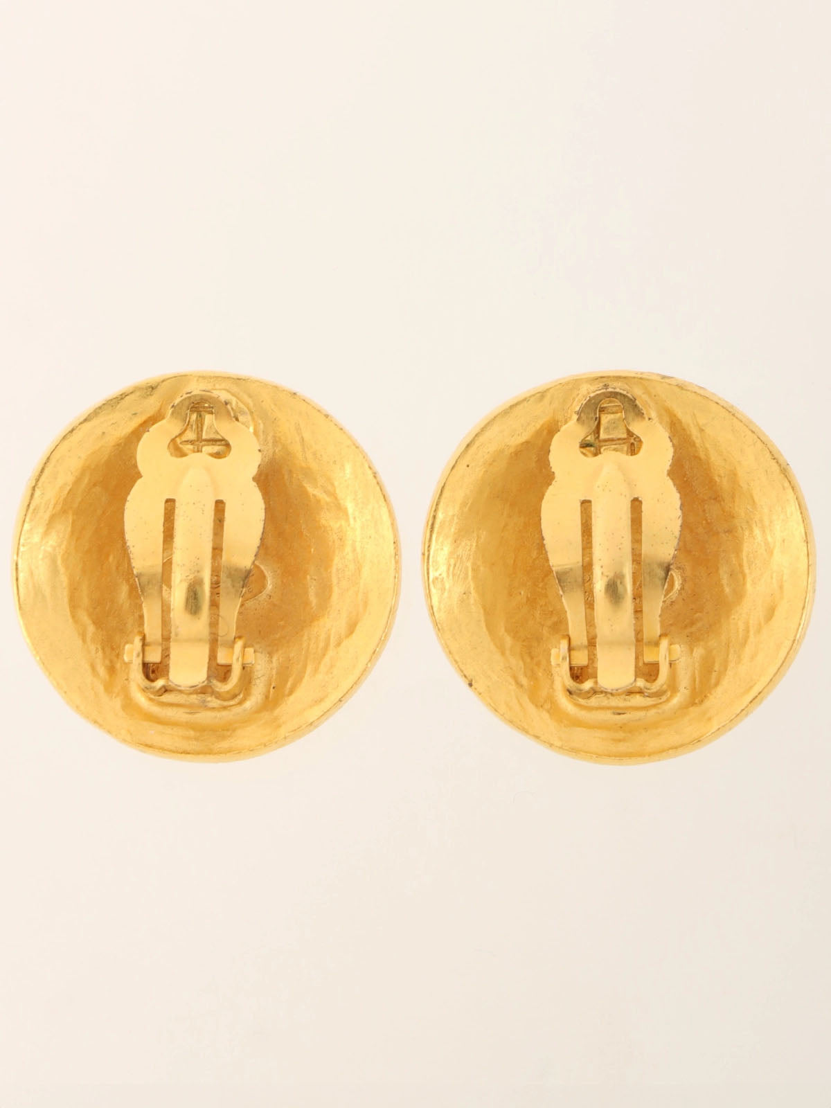 1996年製　ラウンドデザインCCマークイヤリング　ゴールド