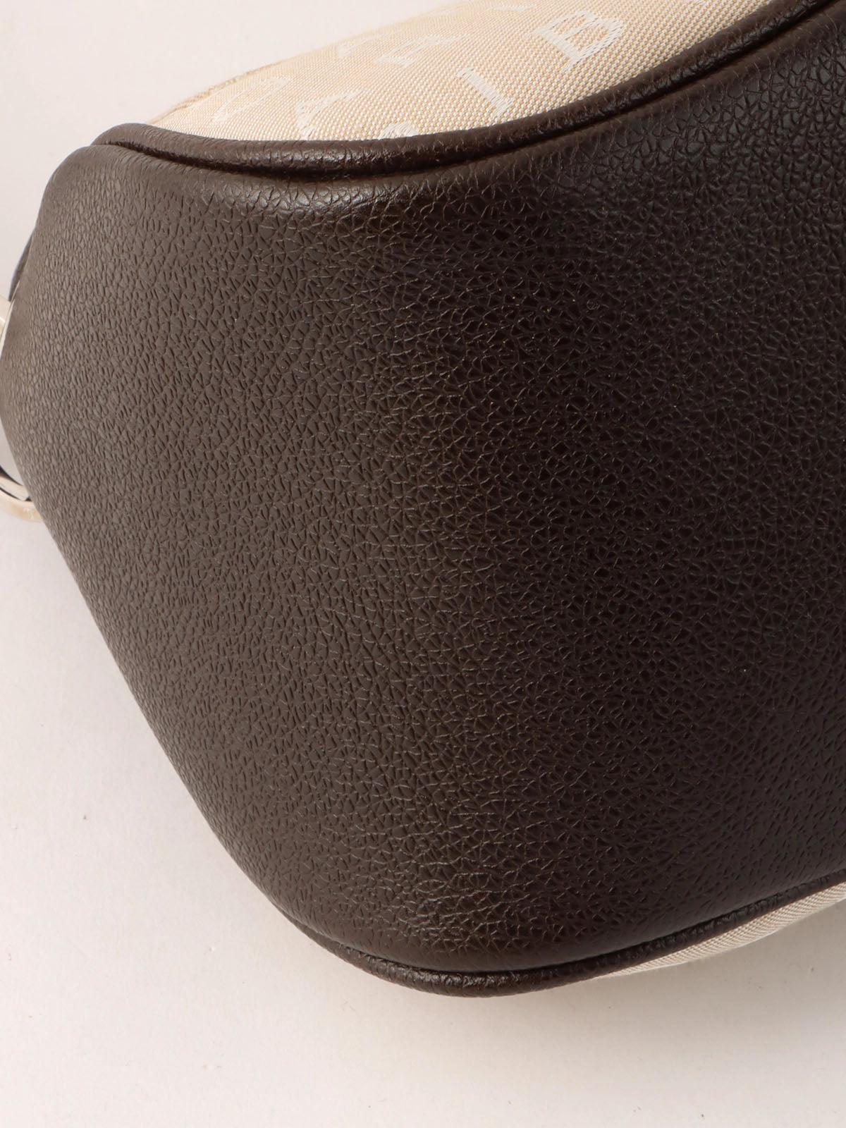 Logomania 单肩包 米色/深棕色