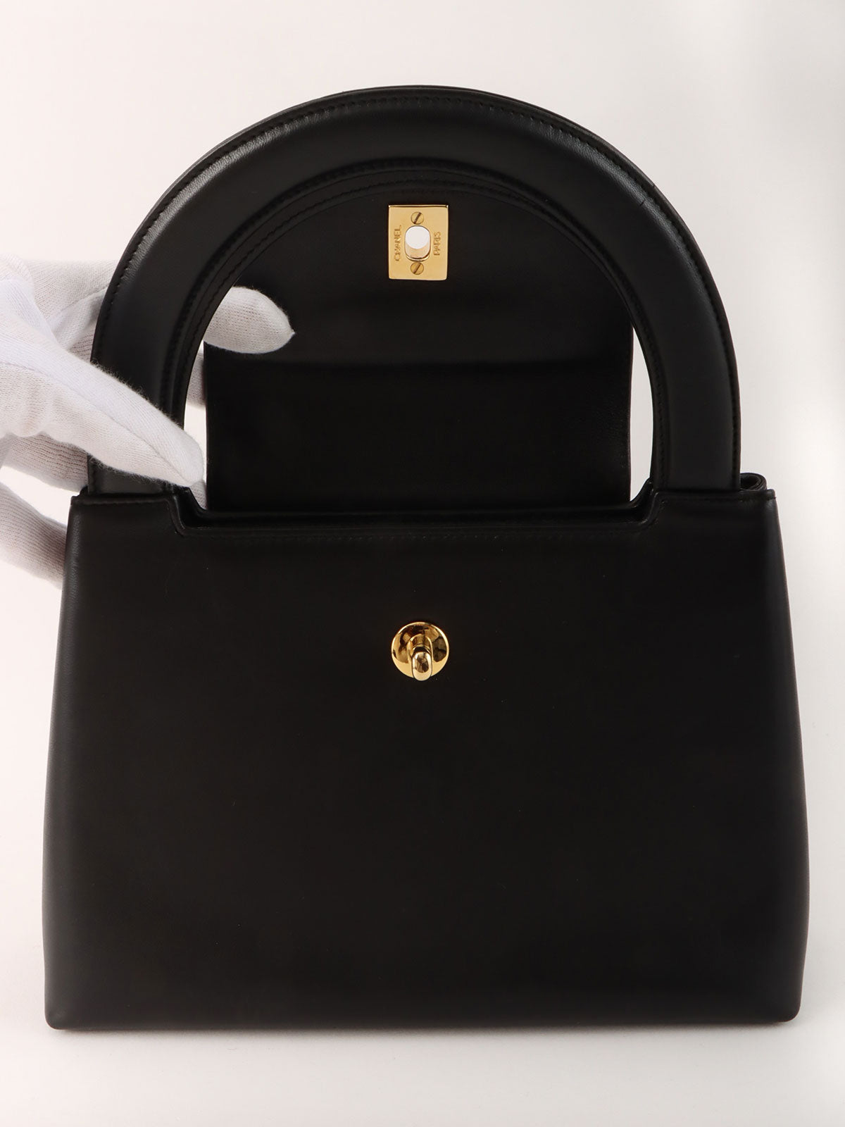 1998年頃製　CCターンロックハンドバッグ　ブラック