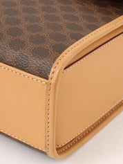 マカダムパターンロゴエンボス2wayバッグ　ブラウン