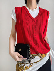 ロゴ刺繍ニットベスト レッド