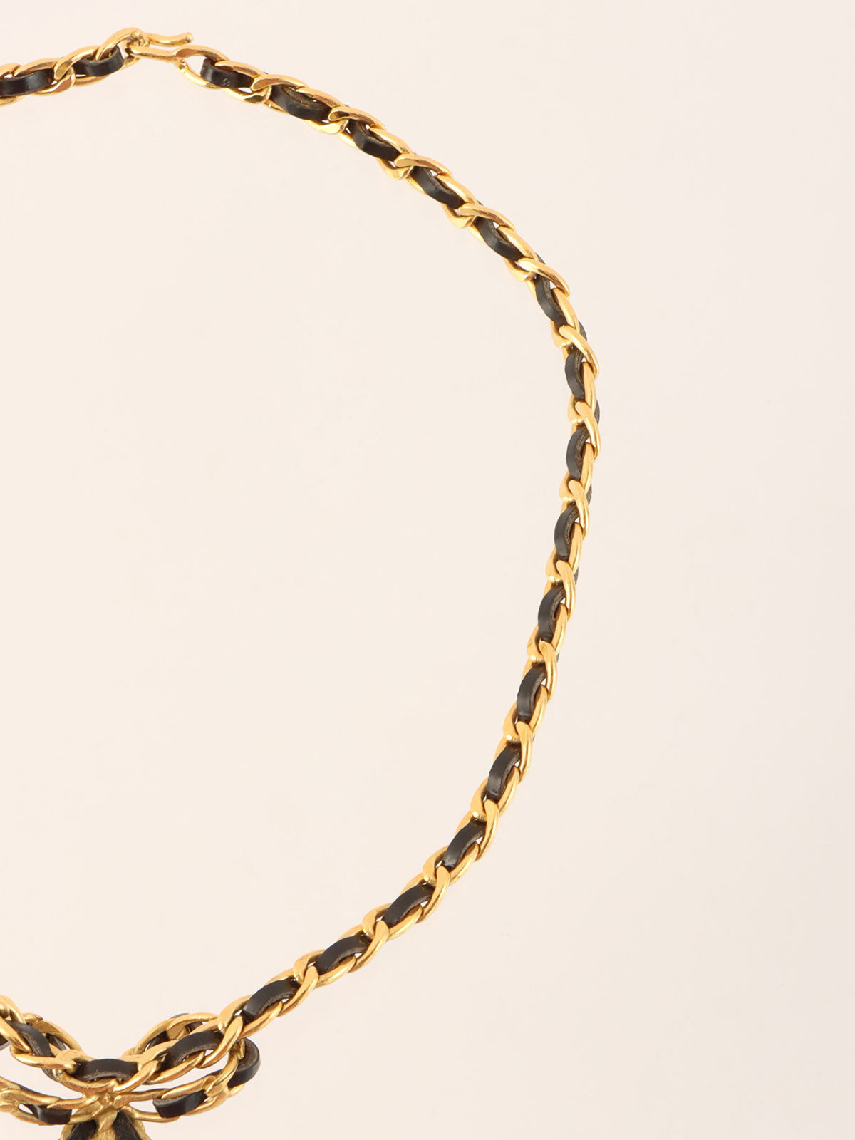 1996 Rhinestone Coin Ribbon Motif Choker in Gold/Black