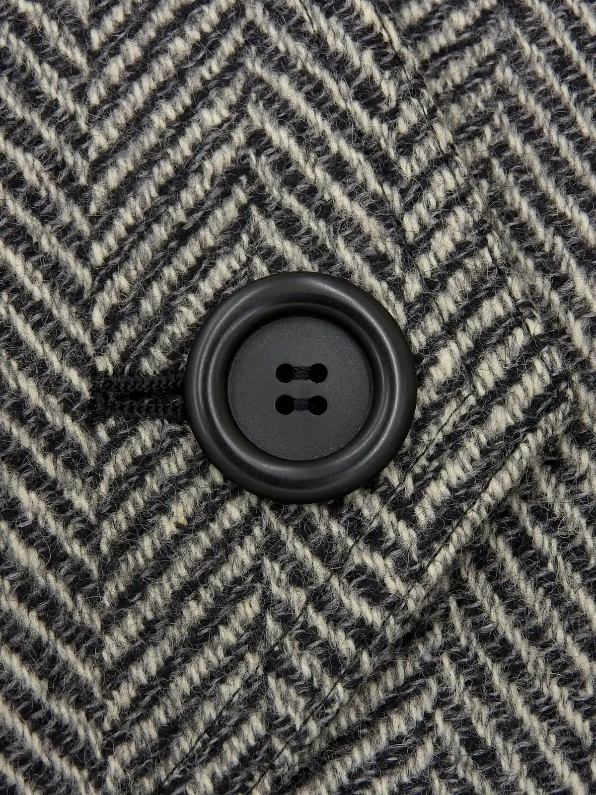 Herringbone pattern collarless jacket in gray