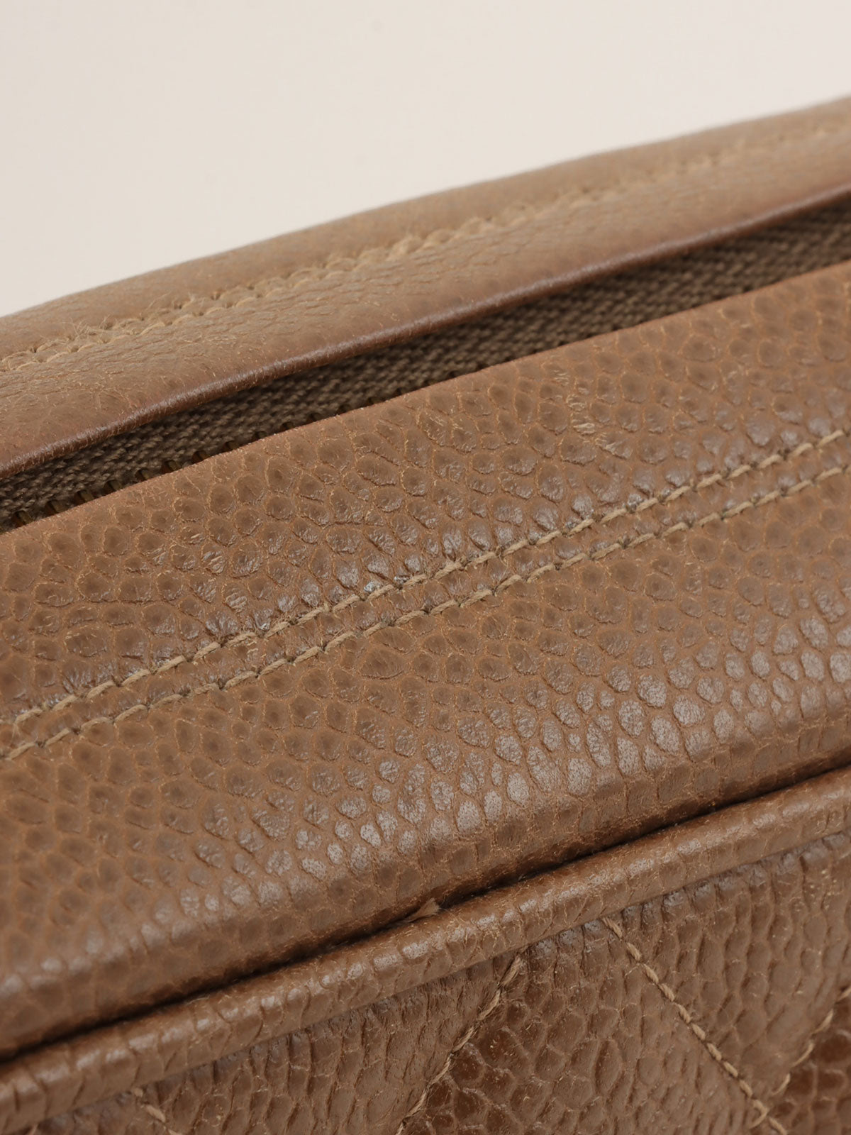 1995年頃 キャビアスキンCCターンロックチェーンショルダーバッグ ブラウン